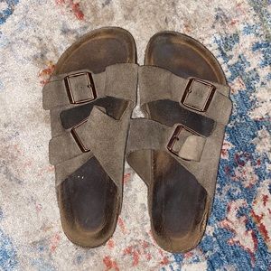 Arizona Suede Brown Birkenstocks